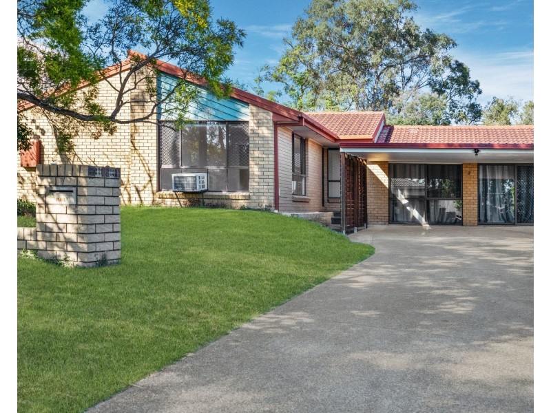 7 Sim Jue Court, Sinnamon Park QLD 4073