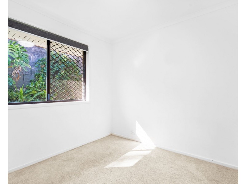 7 Sim Jue Court, Sinnamon Park QLD 4073