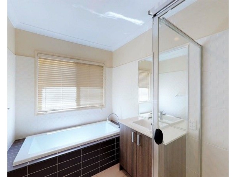 7 Daintree Place, Springfield Lakes QLD 4300