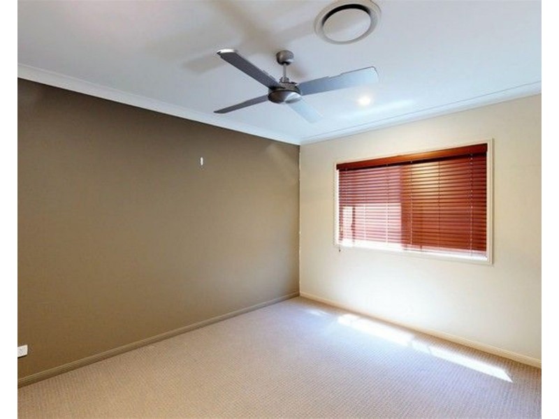 7 Daintree Place, Springfield Lakes QLD 4300