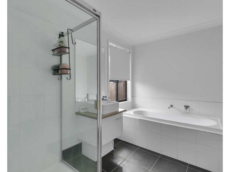 12 Huntley Crescent, Redbank Plains QLD 4301