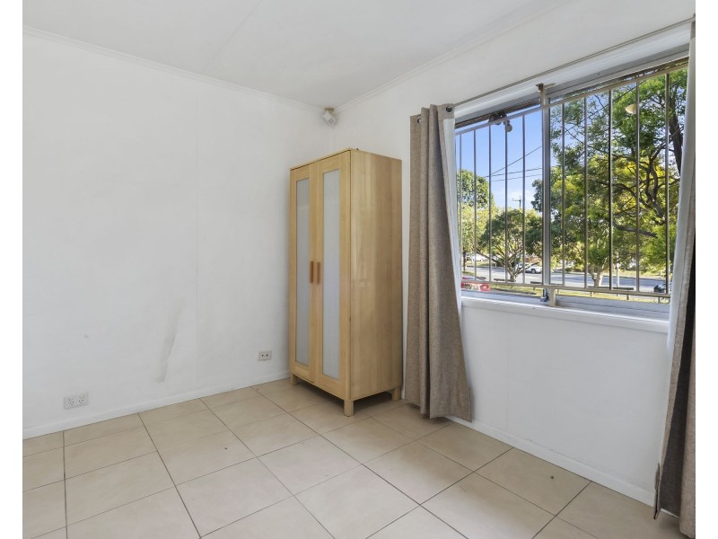 868 Moggill road, Kenmore QLD 4069