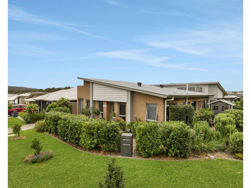 42 Lillypilly Drive, Ripley QLD 4306