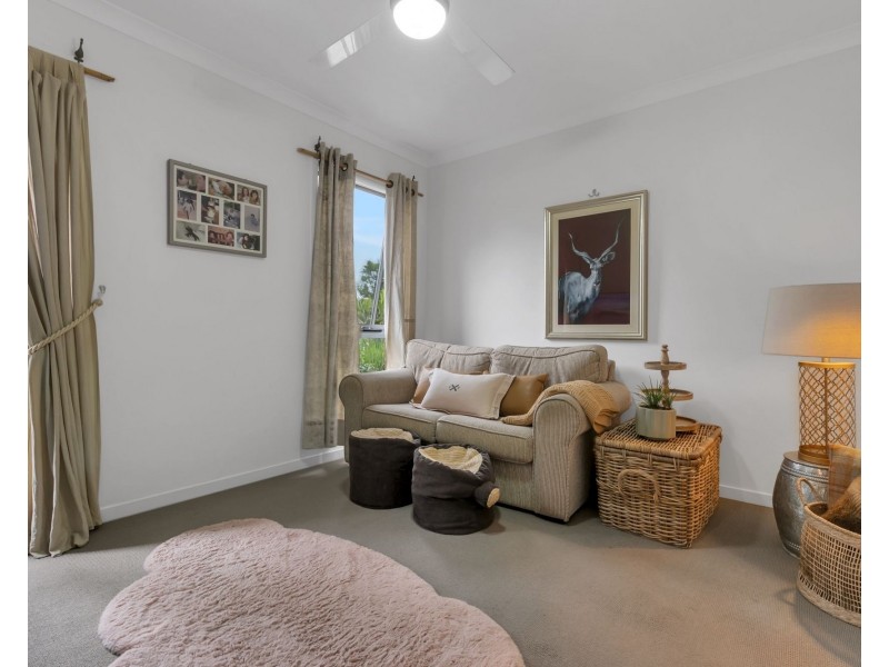 42 Lillypilly Drive, Ripley QLD 4306
