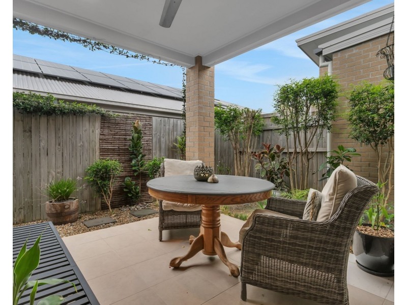 42 Lillypilly Drive, Ripley QLD 4306