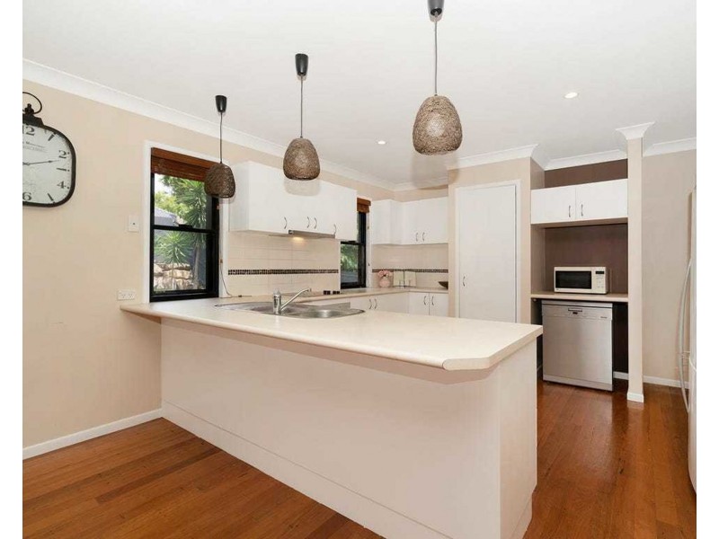 10 Karamea Avenue, Springfield QLD 4300