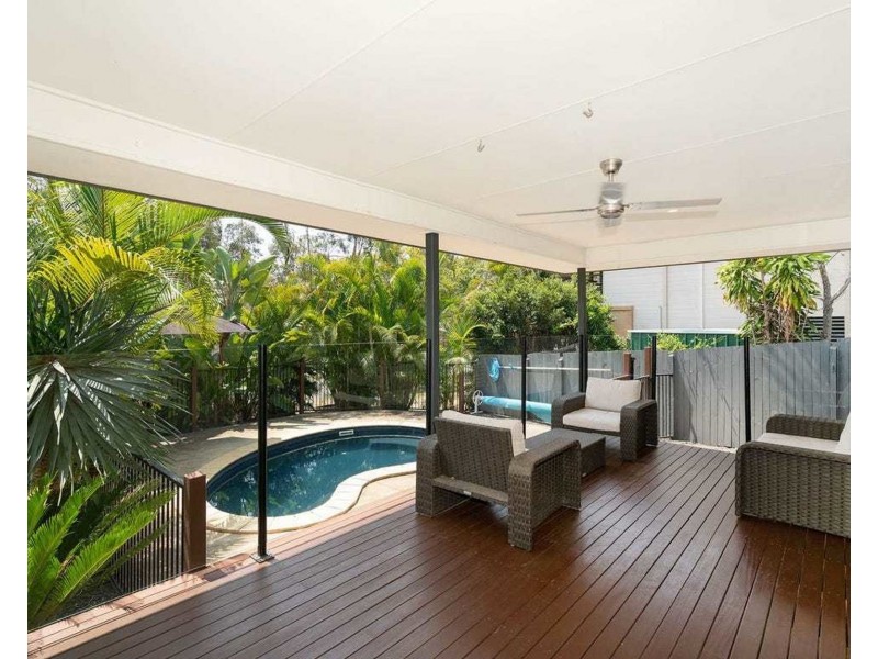 10 Karamea Avenue, Springfield QLD 4300