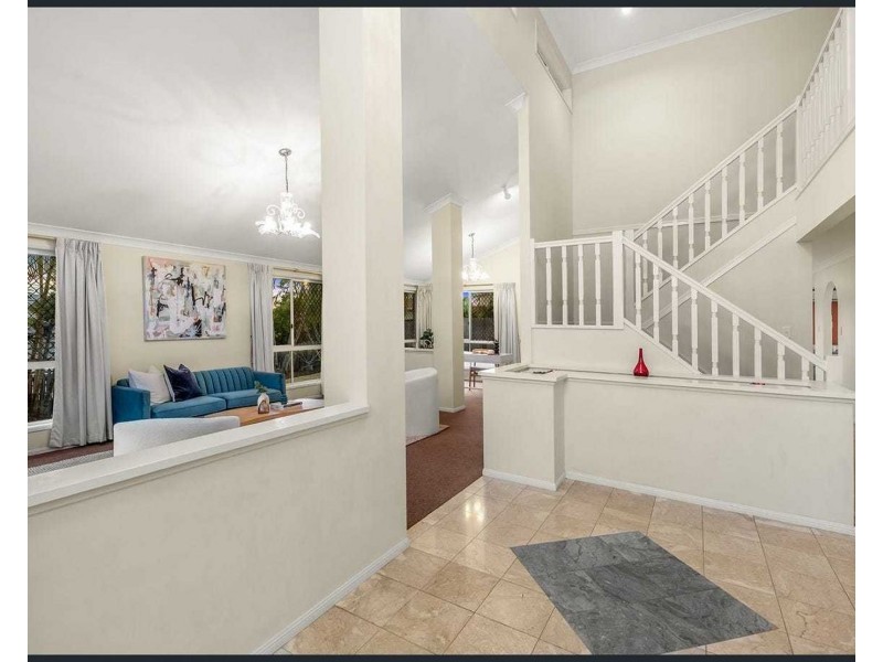 6 Apanie Street, Middle Park QLD 4074