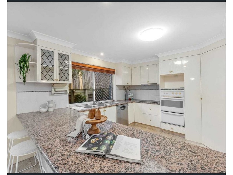 6 Apanie Street, Middle Park QLD 4074