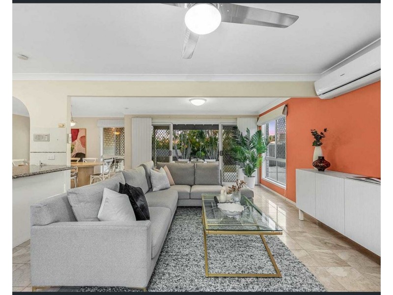 6 Apanie Street, Middle Park QLD 4074