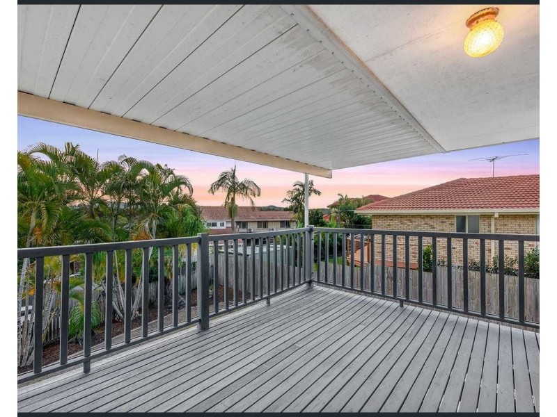 6 Apanie Street, Middle Park QLD 4074
