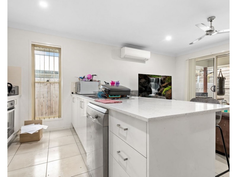 17 Jaffray Street, Bellbird Park QLD 4300