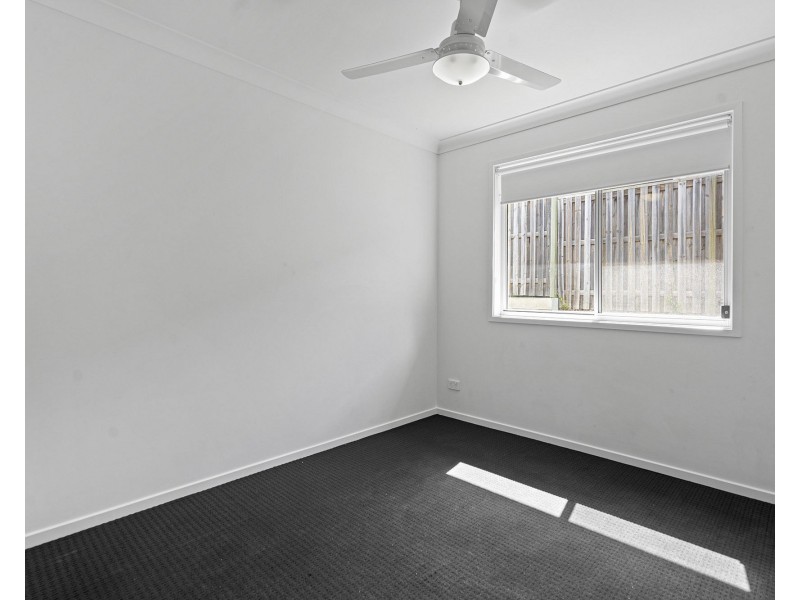 4 Crewes Crescent, Redbank Plains QLD 4301