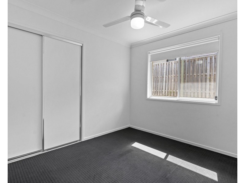 4 Crewes Crescent, Redbank Plains QLD 4301