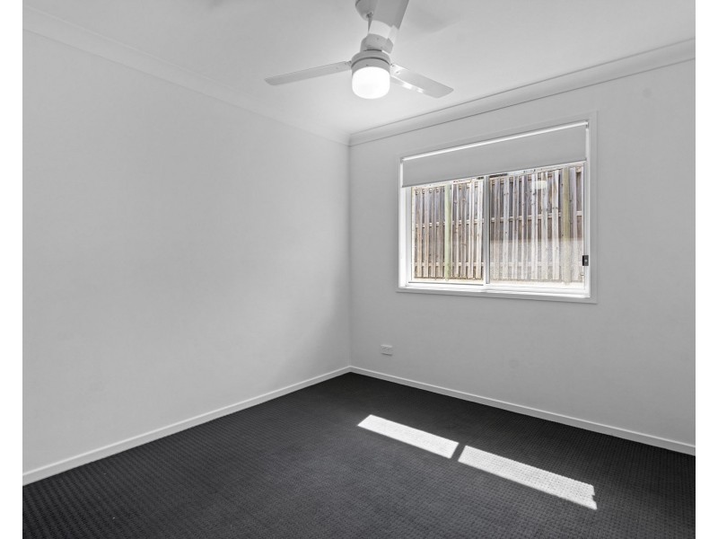 4 Crewes Crescent, Redbank Plains QLD 4301