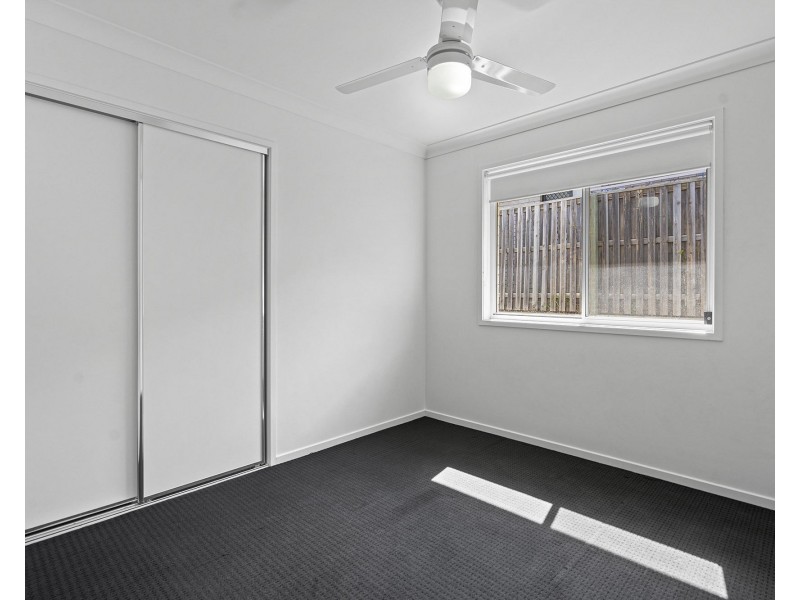 4 Crewes Crescent, Redbank Plains QLD 4301