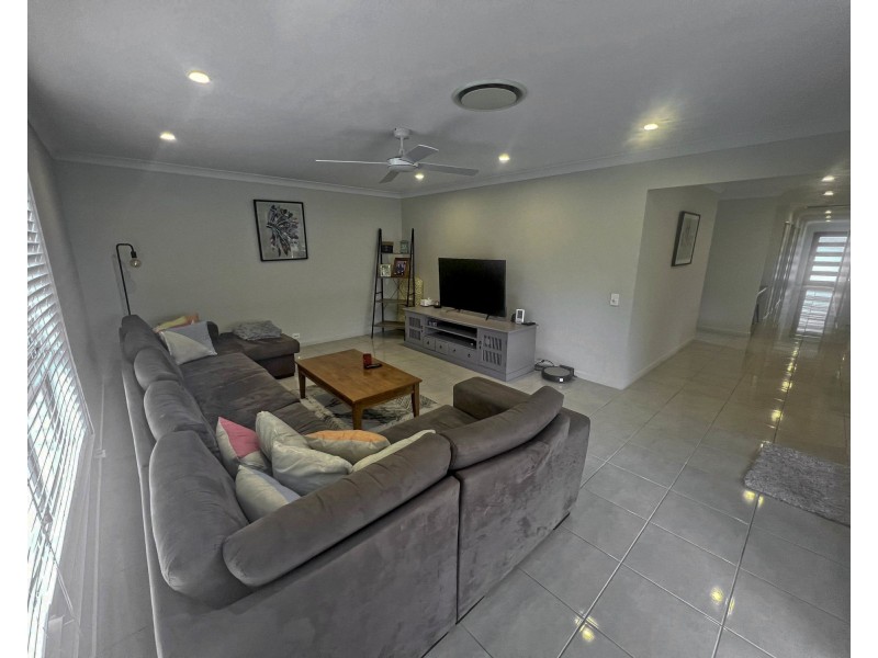 29 Fitzpatrick Circuit, Augustine Heights QLD 4300