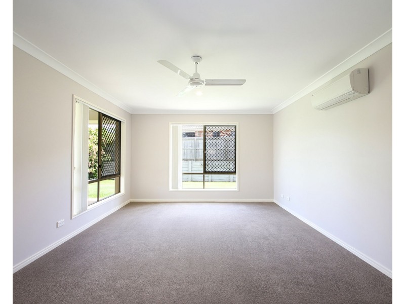 13 Sycamore Street, Flinders View QLD 4305