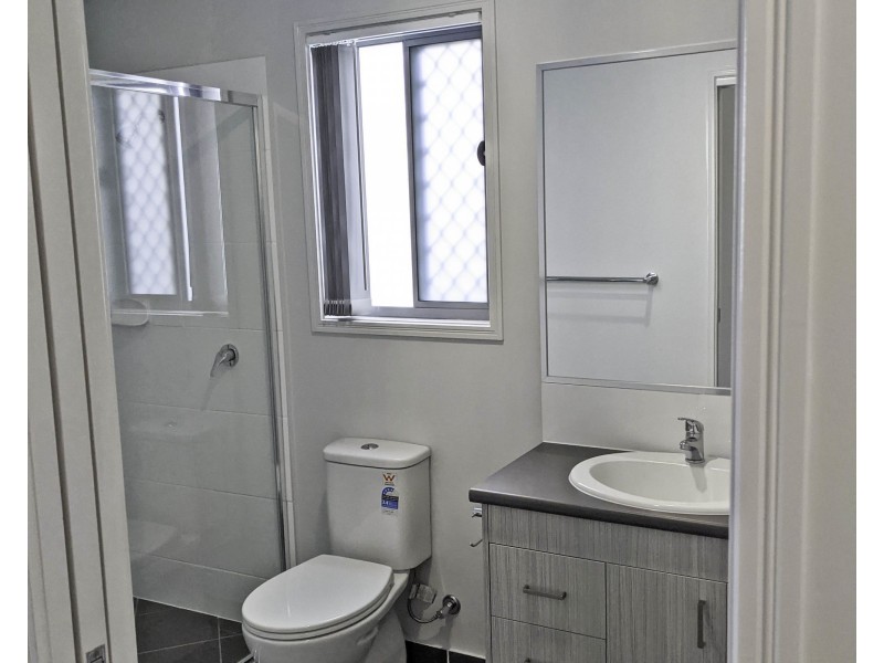 16A Georgia St, Flinders View QLD 4305