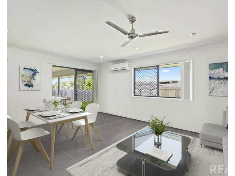 54 Jeff Collins Circuit, Bellbird Park QLD 4300