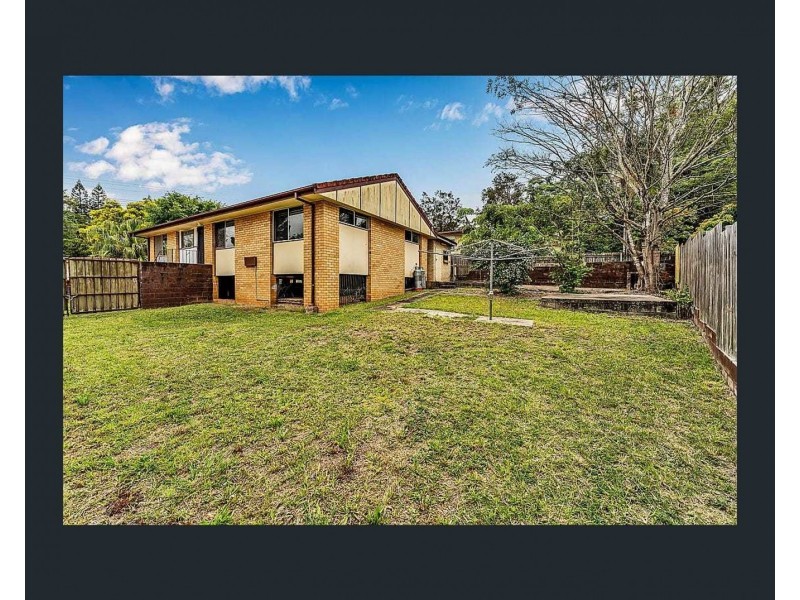 20 Dowden St, Goodna QLD 4300