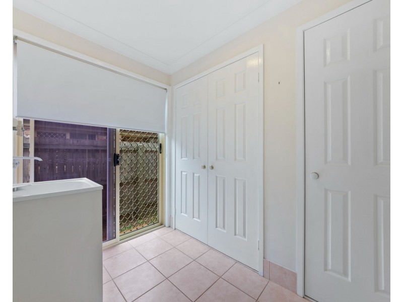8 Tasman Place, Forest Lake QLD 4078