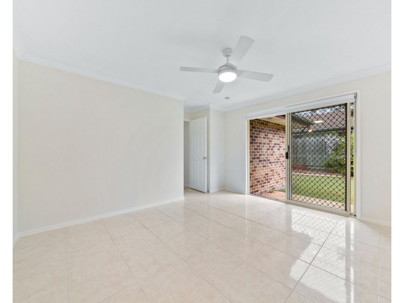 8 Tasman Place, Forest Lake QLD 4078