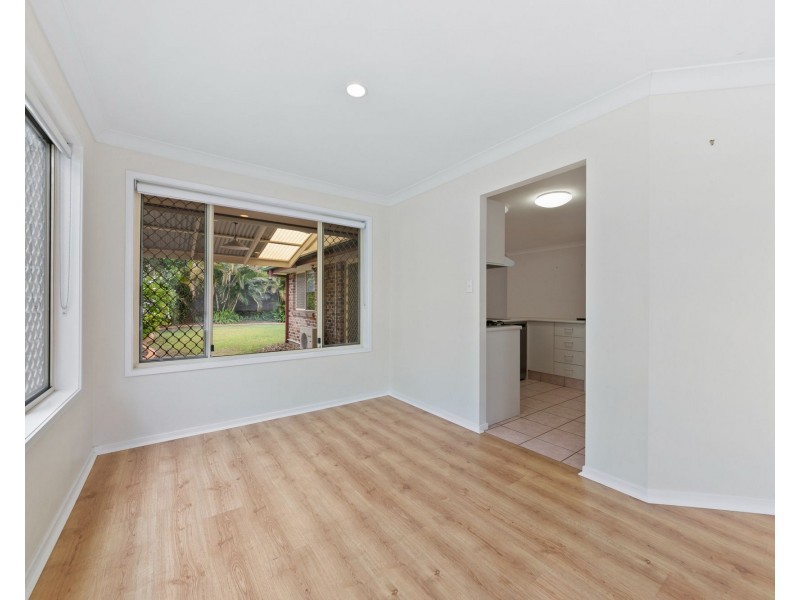 8 Tasman Place, Forest Lake QLD 4078