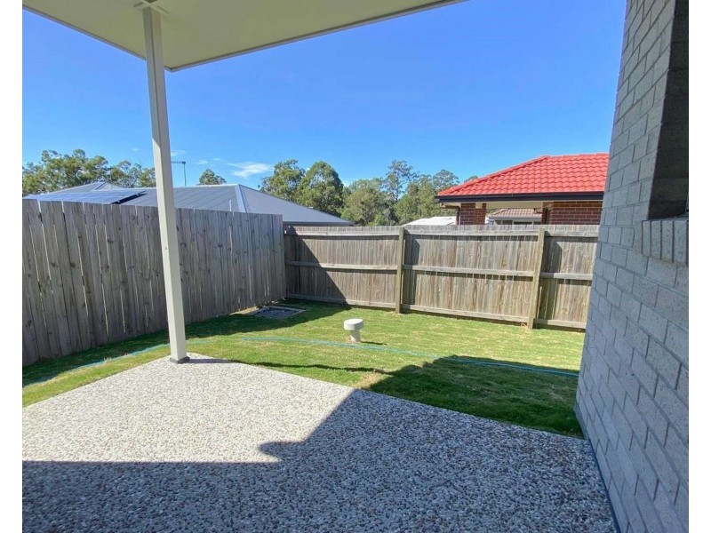 18B Greenpark Drive, Crestmead QLD 4132