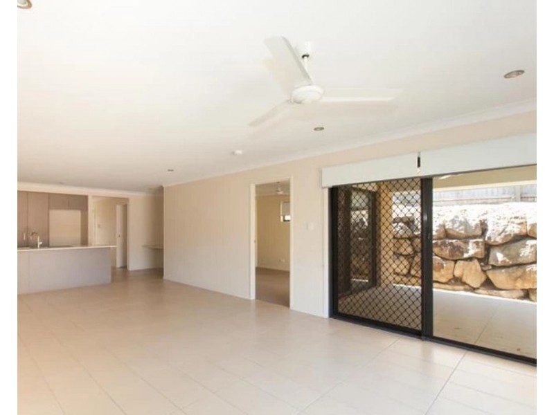 18a Navickas Circuit, Redbank Plains QLD 4301