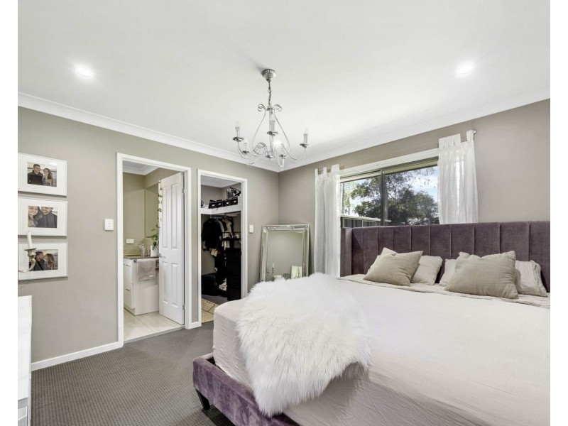 33B Richards St, Loganlea QLD 4131