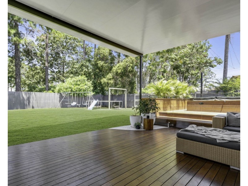 33B Richards St, Loganlea QLD 4131