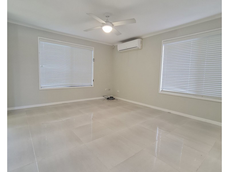59 Sunscape Dr, Eagleby QLD 4207