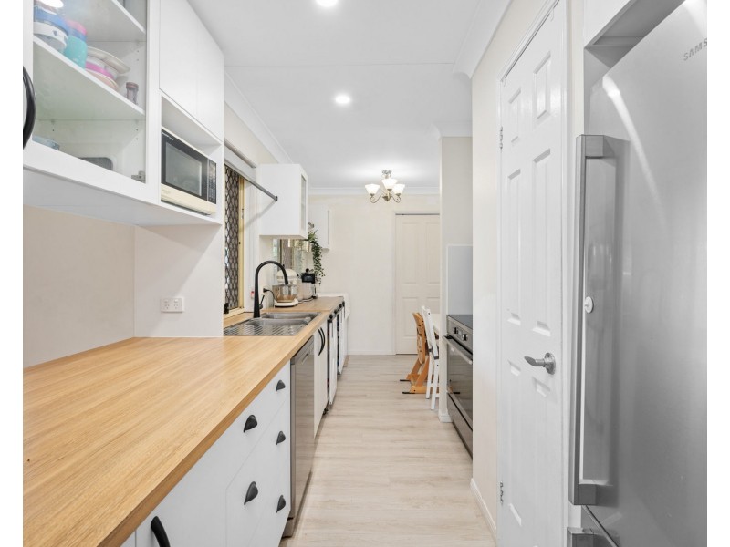 4 McKerrow Crescent, Goodna QLD 4300