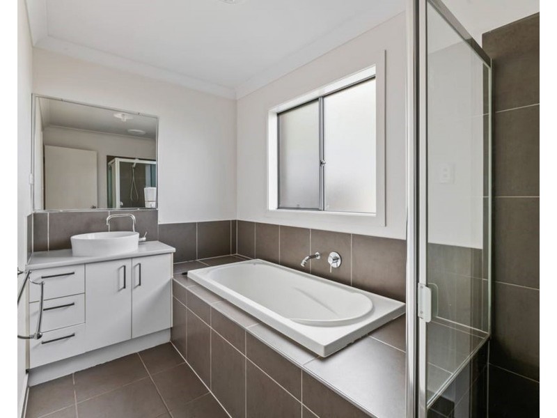 22 Borrowdale Court, Brassall QLD 4305