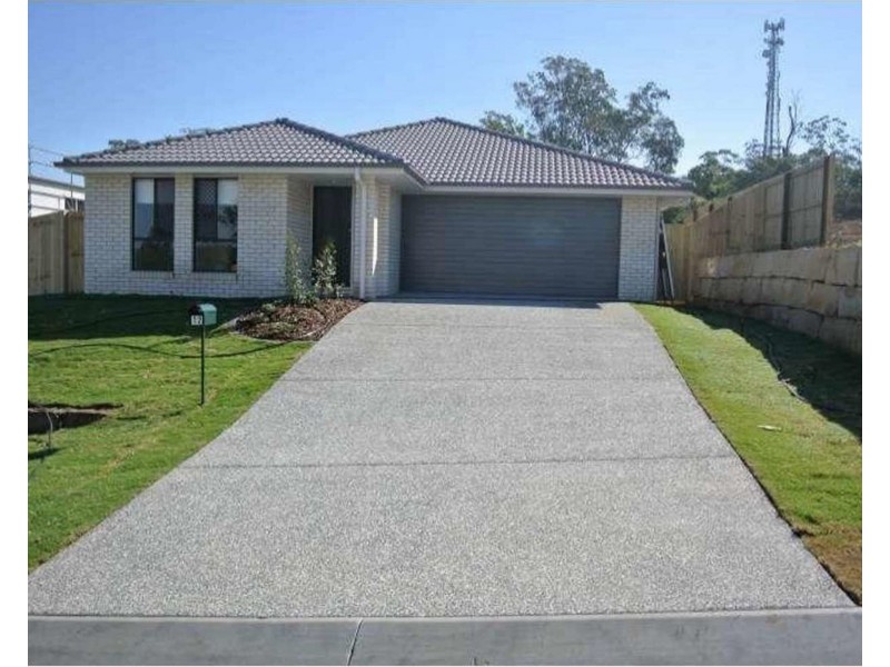 12 Hoffman Way, Bundamba QLD 4304