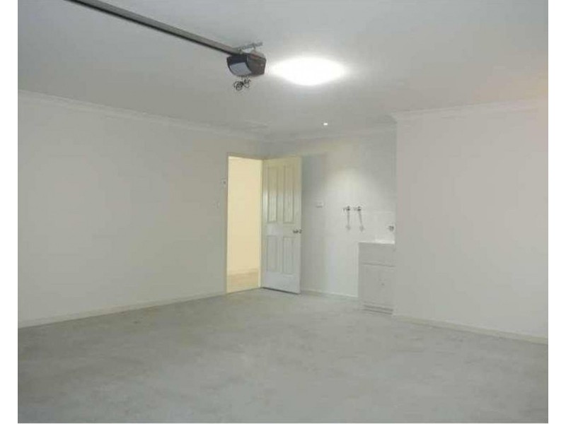 12 Hoffman Way, Bundamba QLD 4304