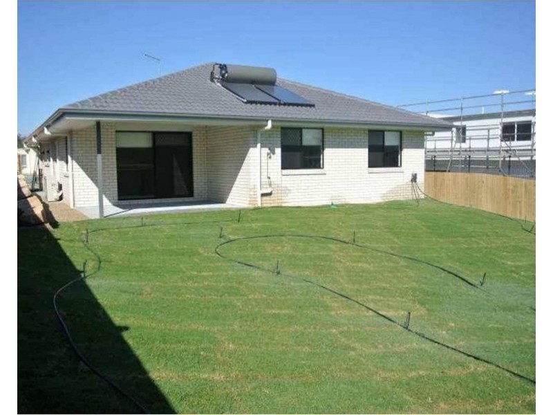 12 Hoffman Way, Bundamba QLD 4304