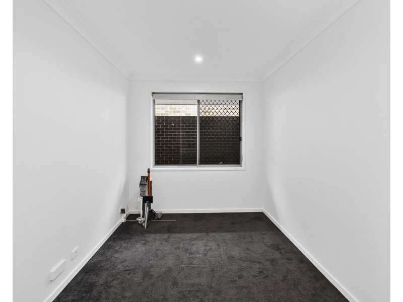 22 Sunbury Street, Pallara QLD 4110