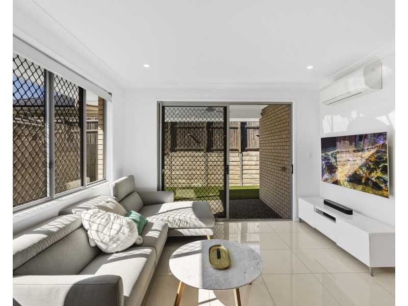 22 Sunbury Street, Pallara QLD 4110