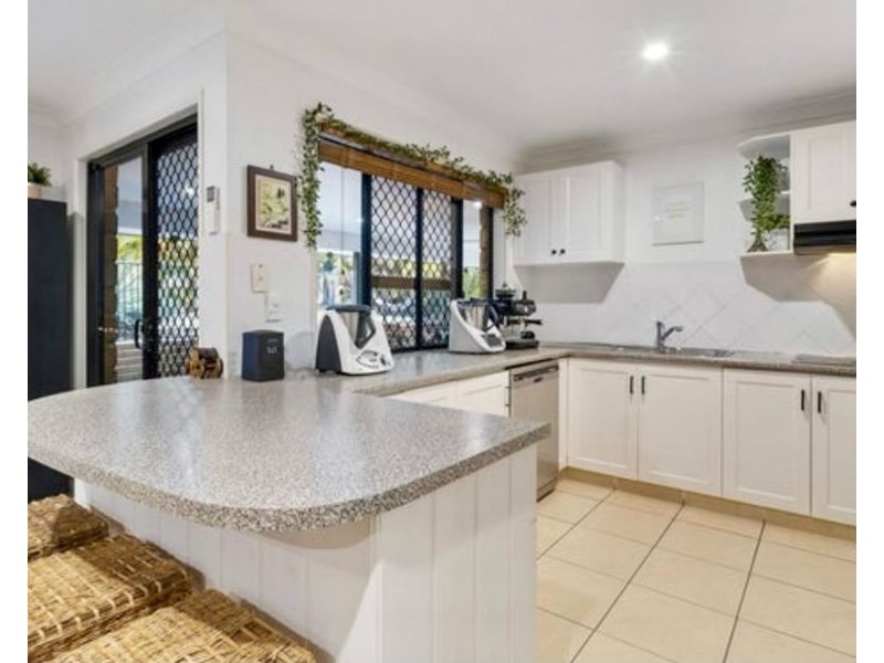 2-4 Wallaroo Crt Greenbank, Greenbank QLD 4124