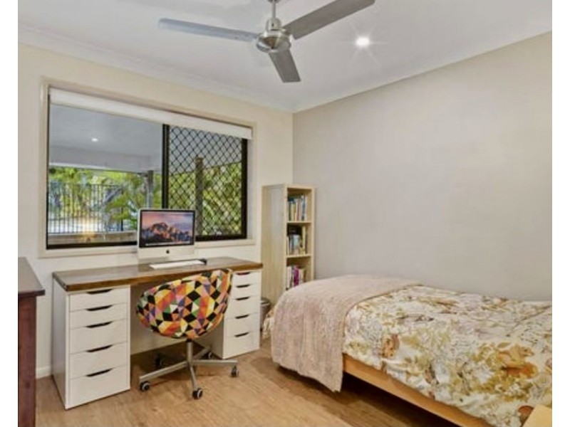 2-4 Wallaroo Crt Greenbank, Greenbank QLD 4124