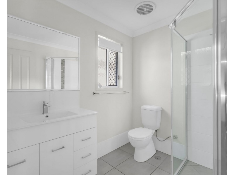 13 Priestly Place, Redbank QLD 4301