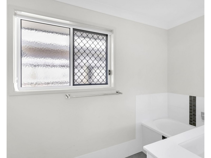 13 Priestly Place, Redbank QLD 4301