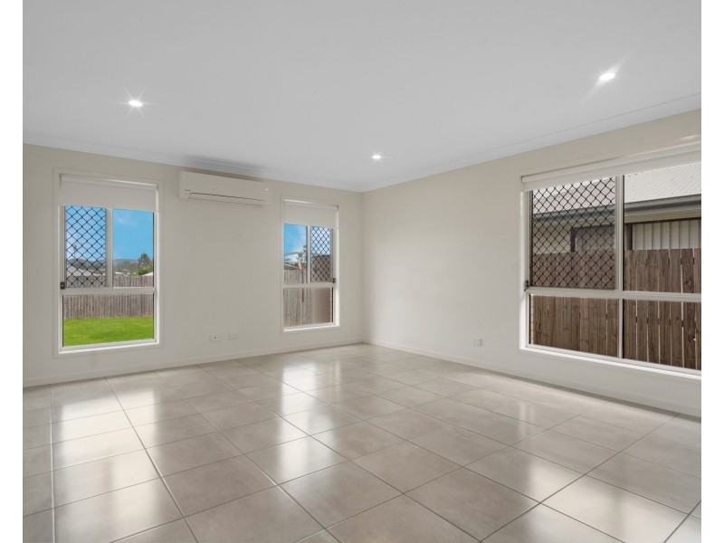 30 Booth Street, Redbank QLD 4301