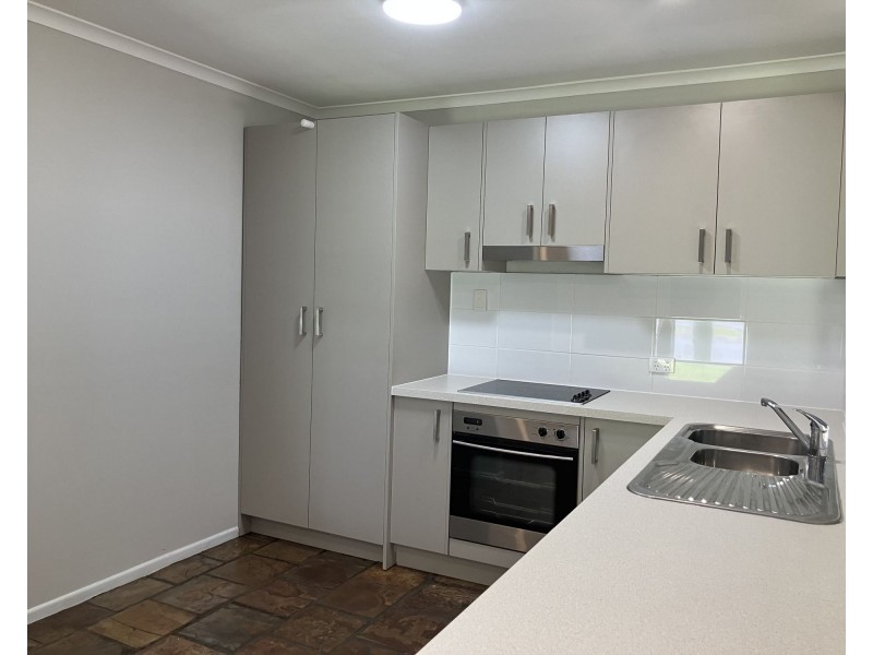 40 Russell Road, Redbank Plains QLD 4301