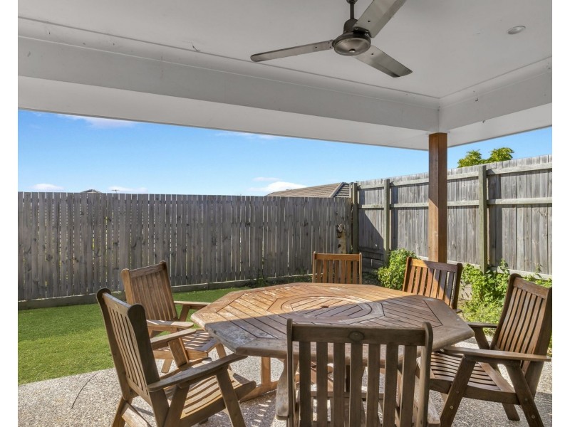 8 Kintore Street, Heathwood QLD 4110