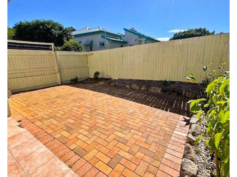 21 Brougham Street, Fairfield QLD 4103