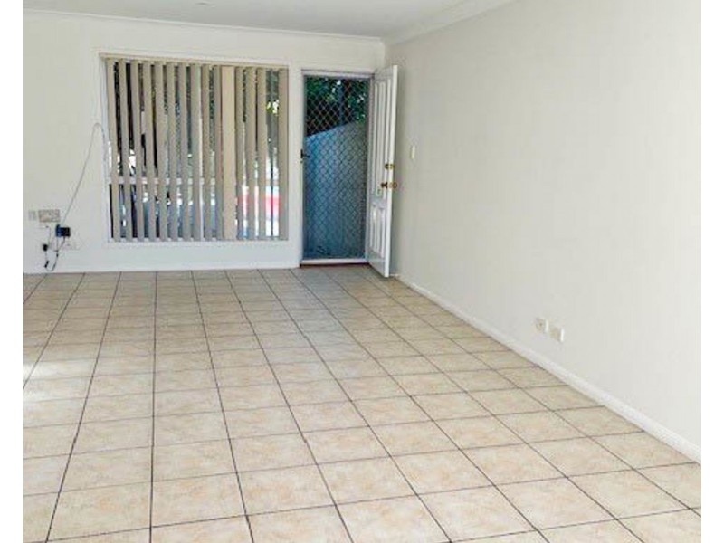 21 Brougham Street, Fairfield QLD 4103