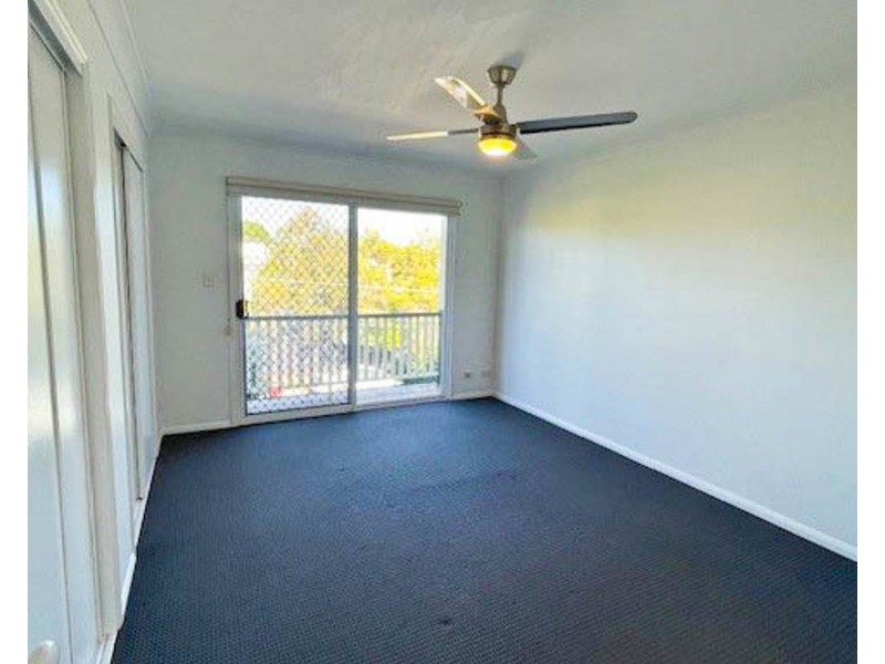 21 Brougham Street, Fairfield QLD 4103